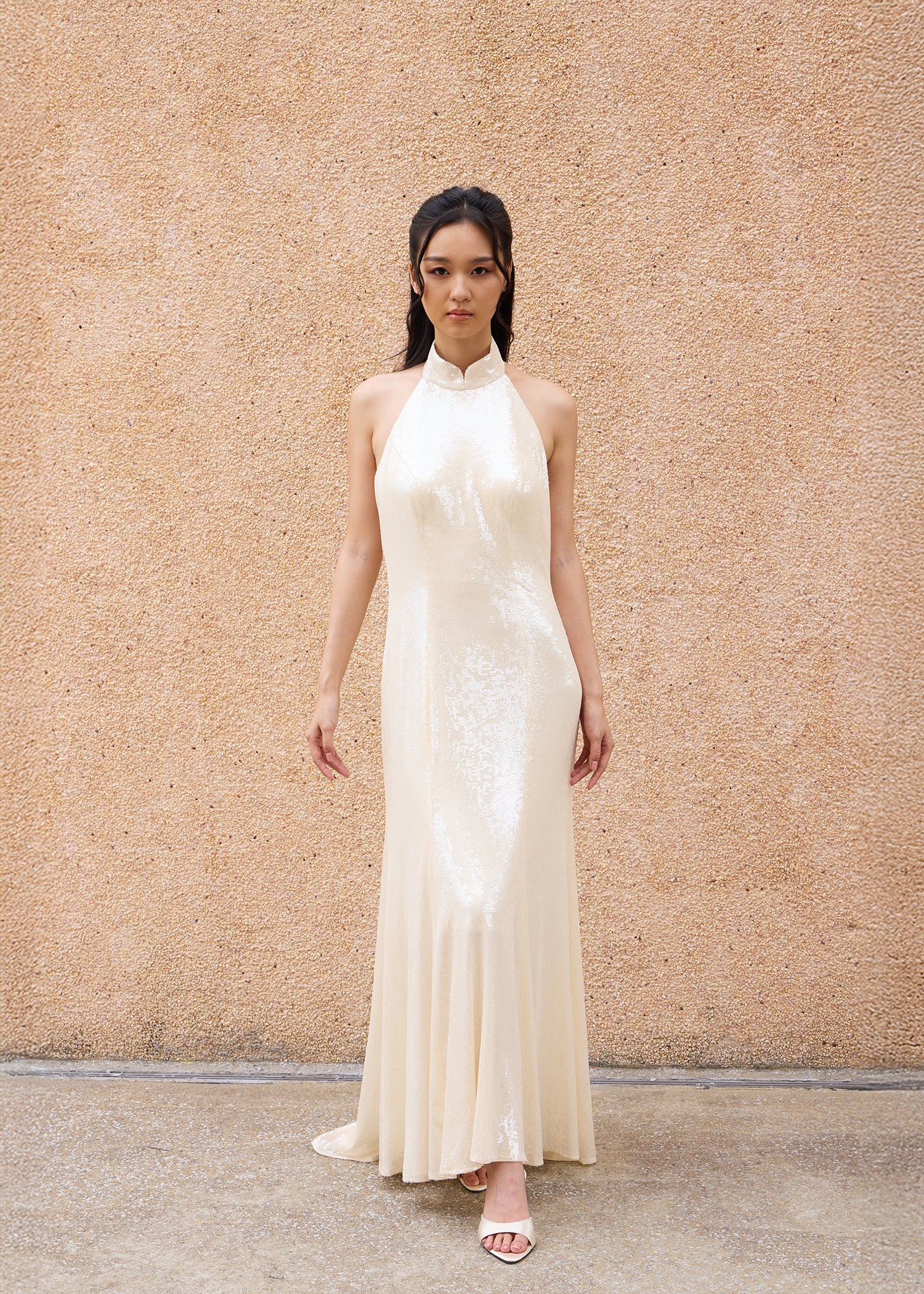 Halter Draped Back Mermaid Sequins Qipao (Champagne)