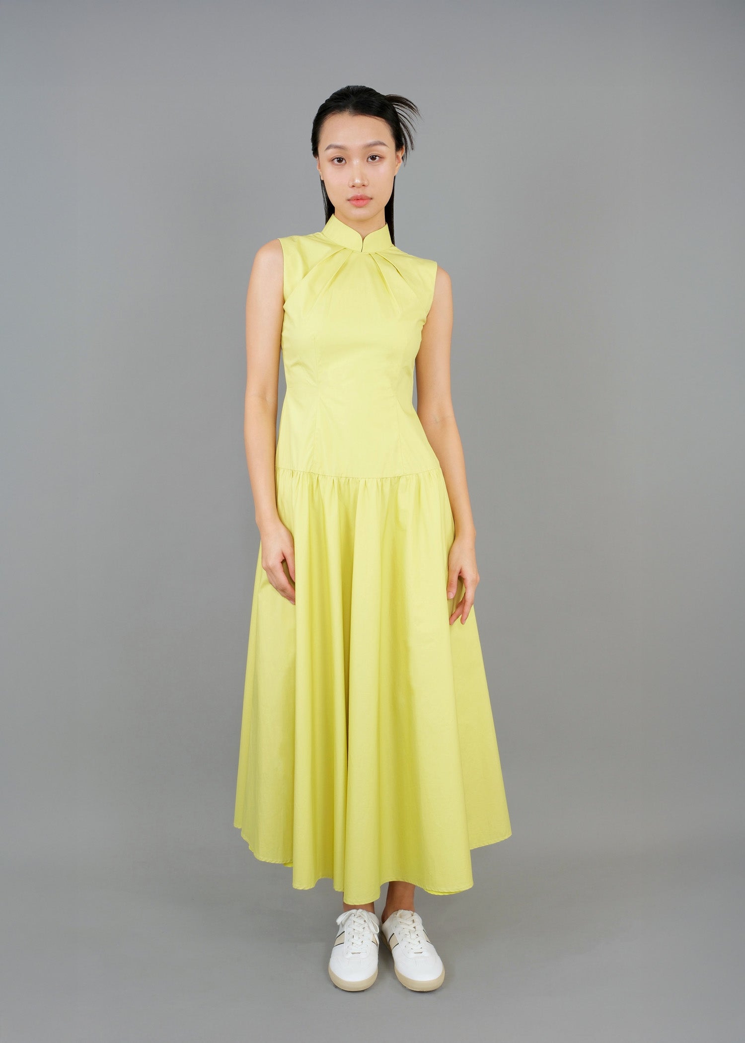 Sleeveless Drop Waist Pleated A Line Dress (Lime)