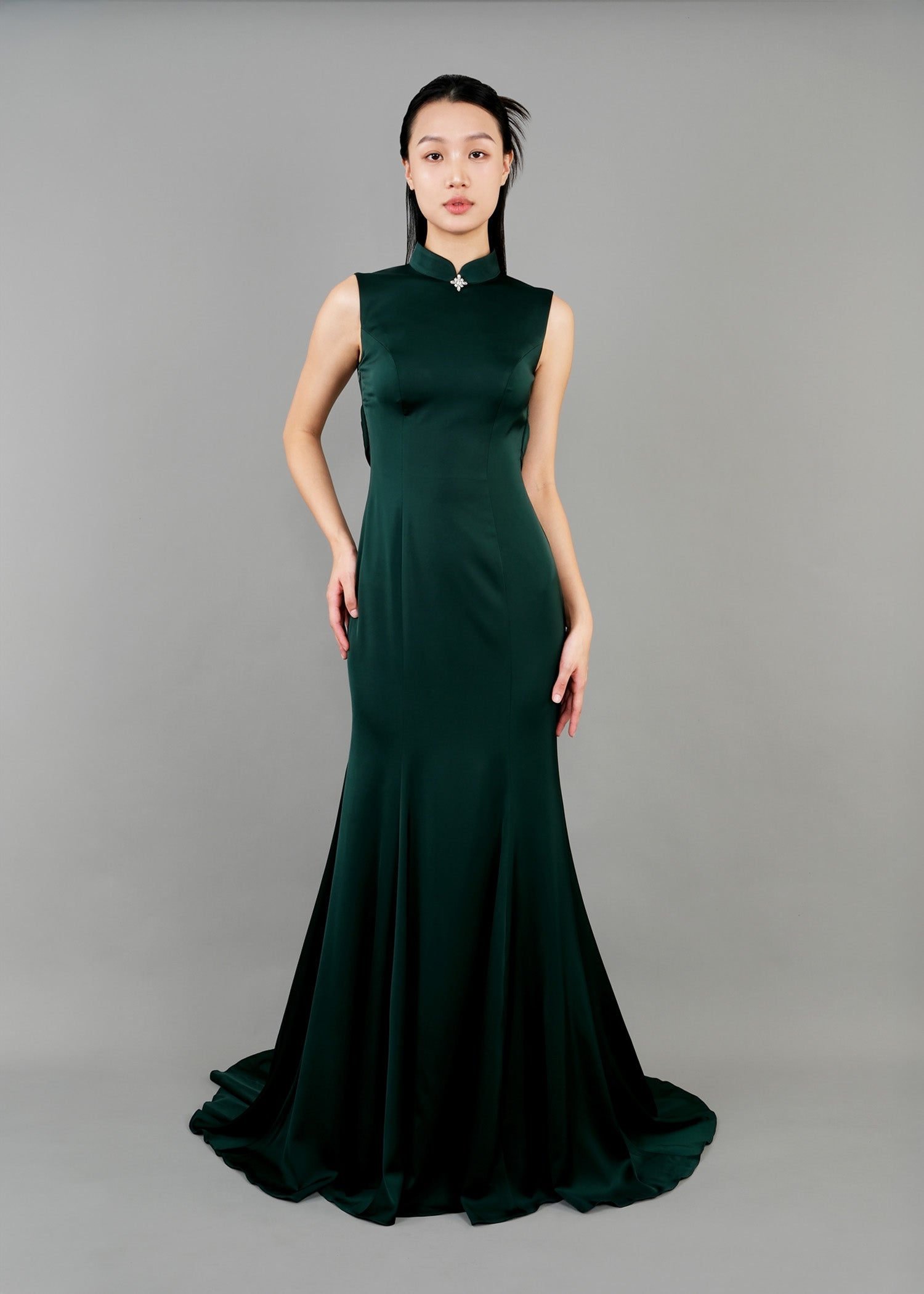 Atonement Sleeveless Open Back Mermaid Qipao