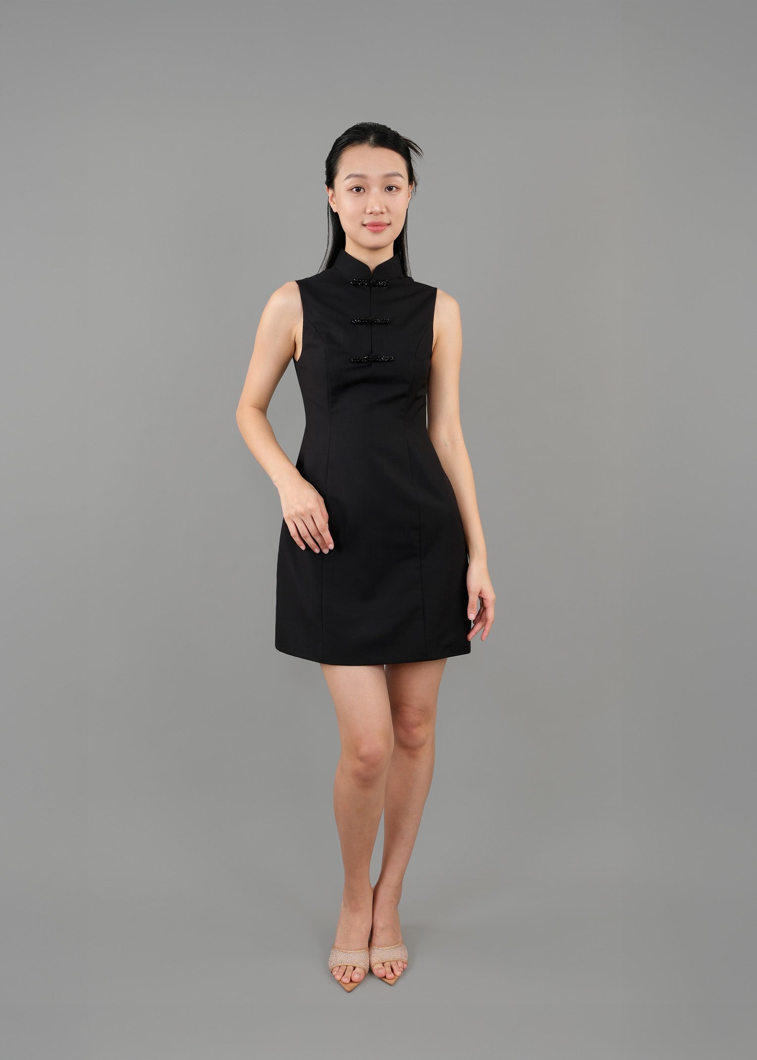 Sleeveless A Line Mini Qipao (Black)
