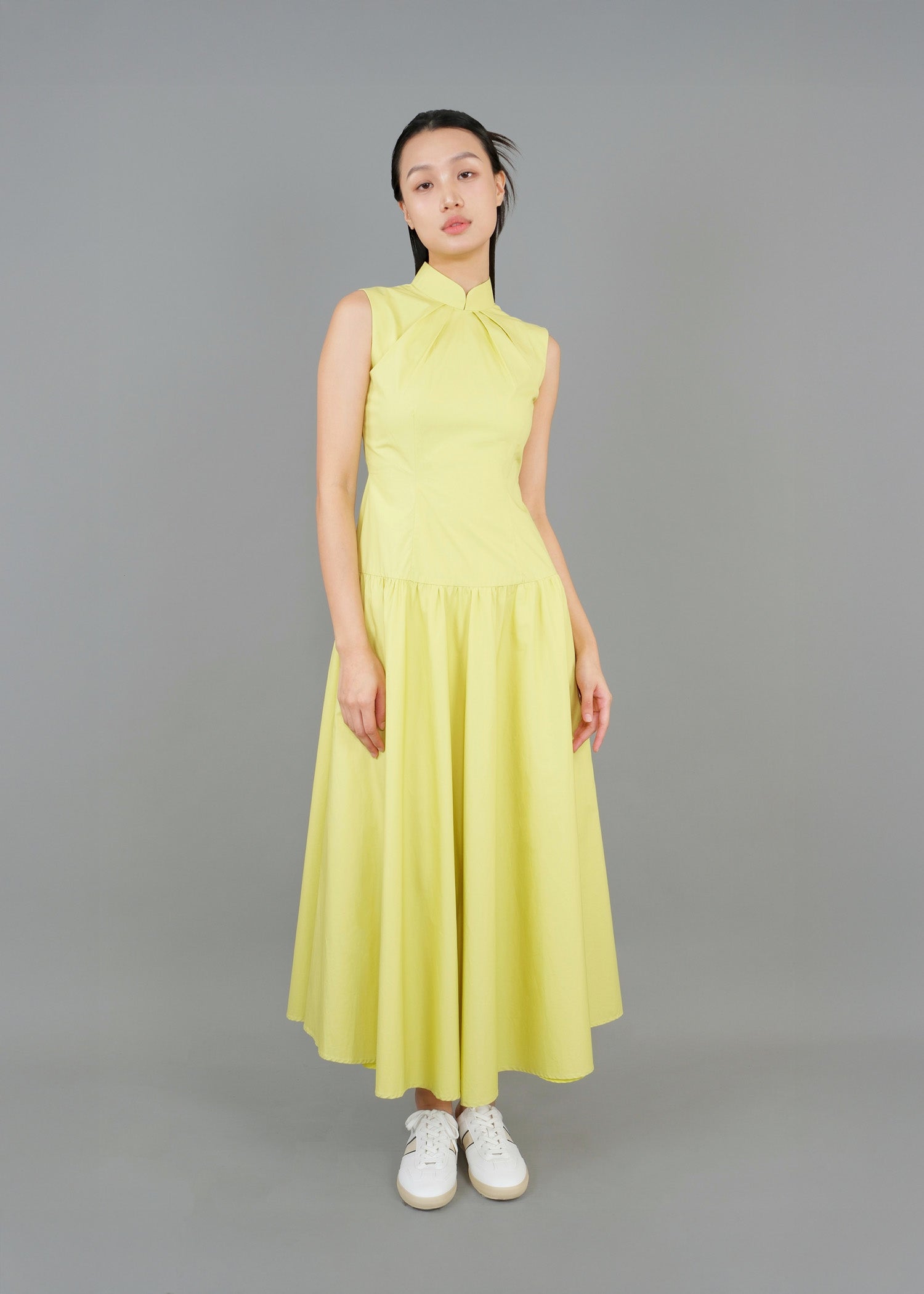 Sleeveless Drop Waist Pleated A Line Dress (Lime)