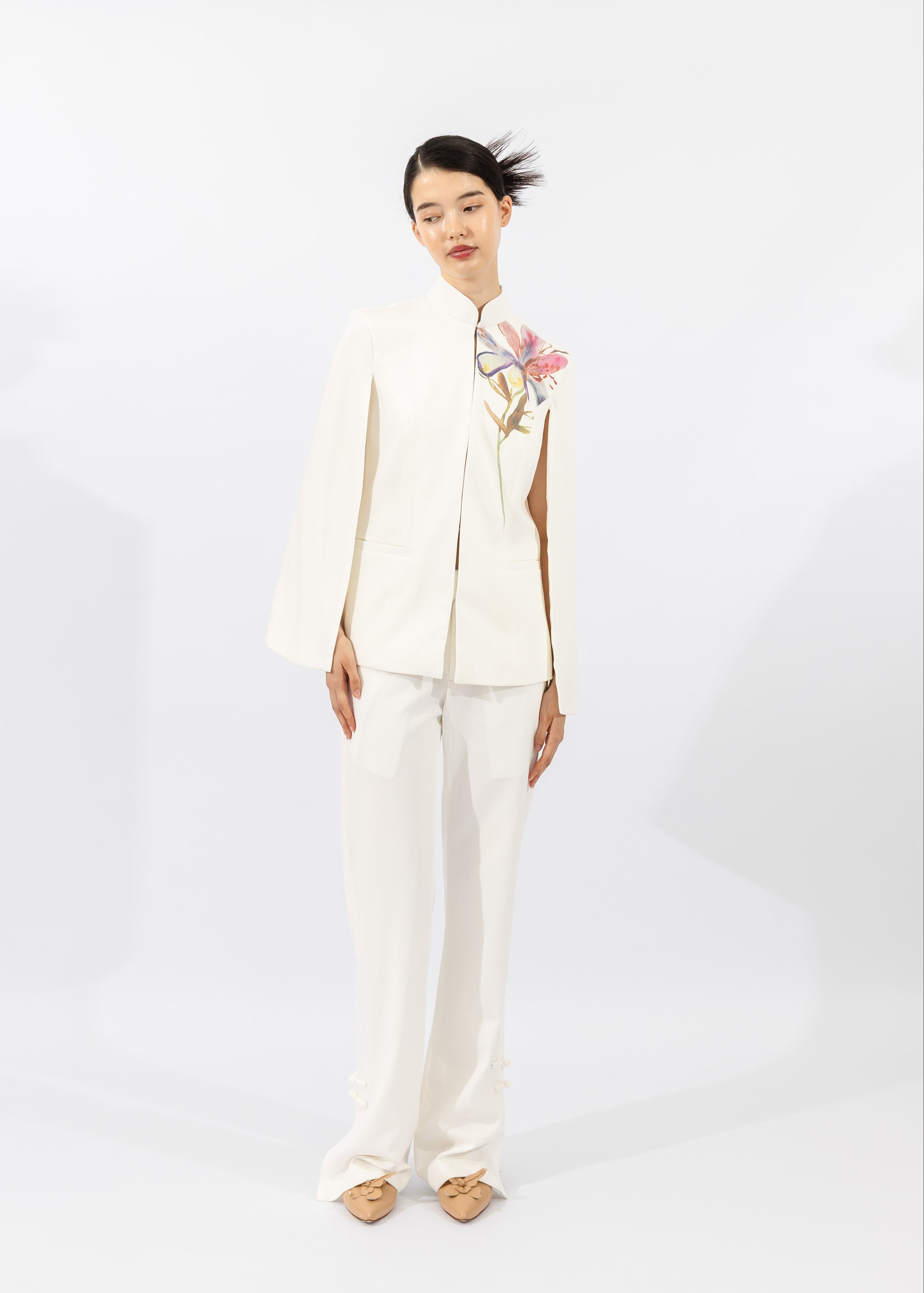 World of Ying x Qipology — Blazer Cape in Ivory White