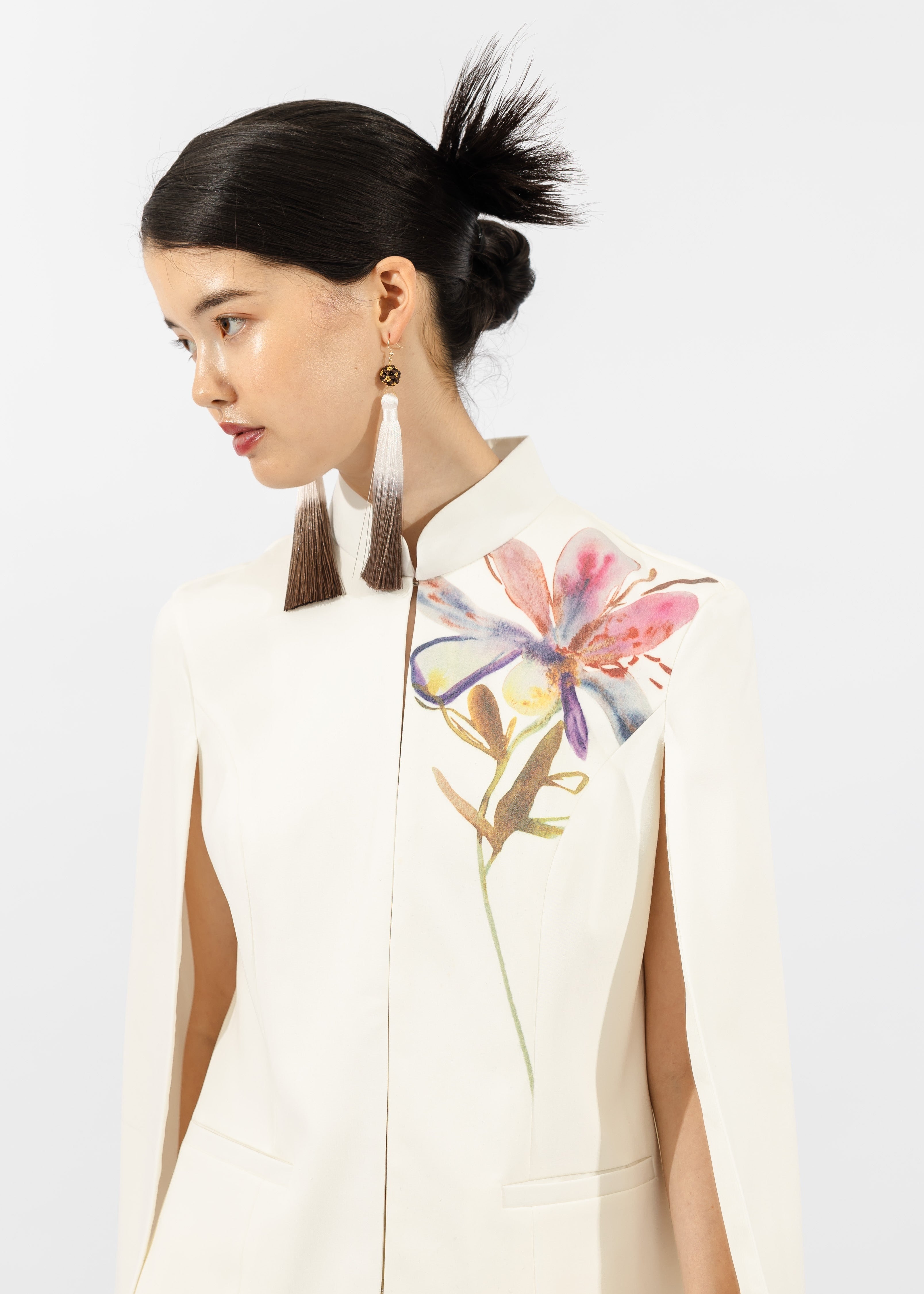 World of Ying x Qipology — Blazer Cape in Ivory White