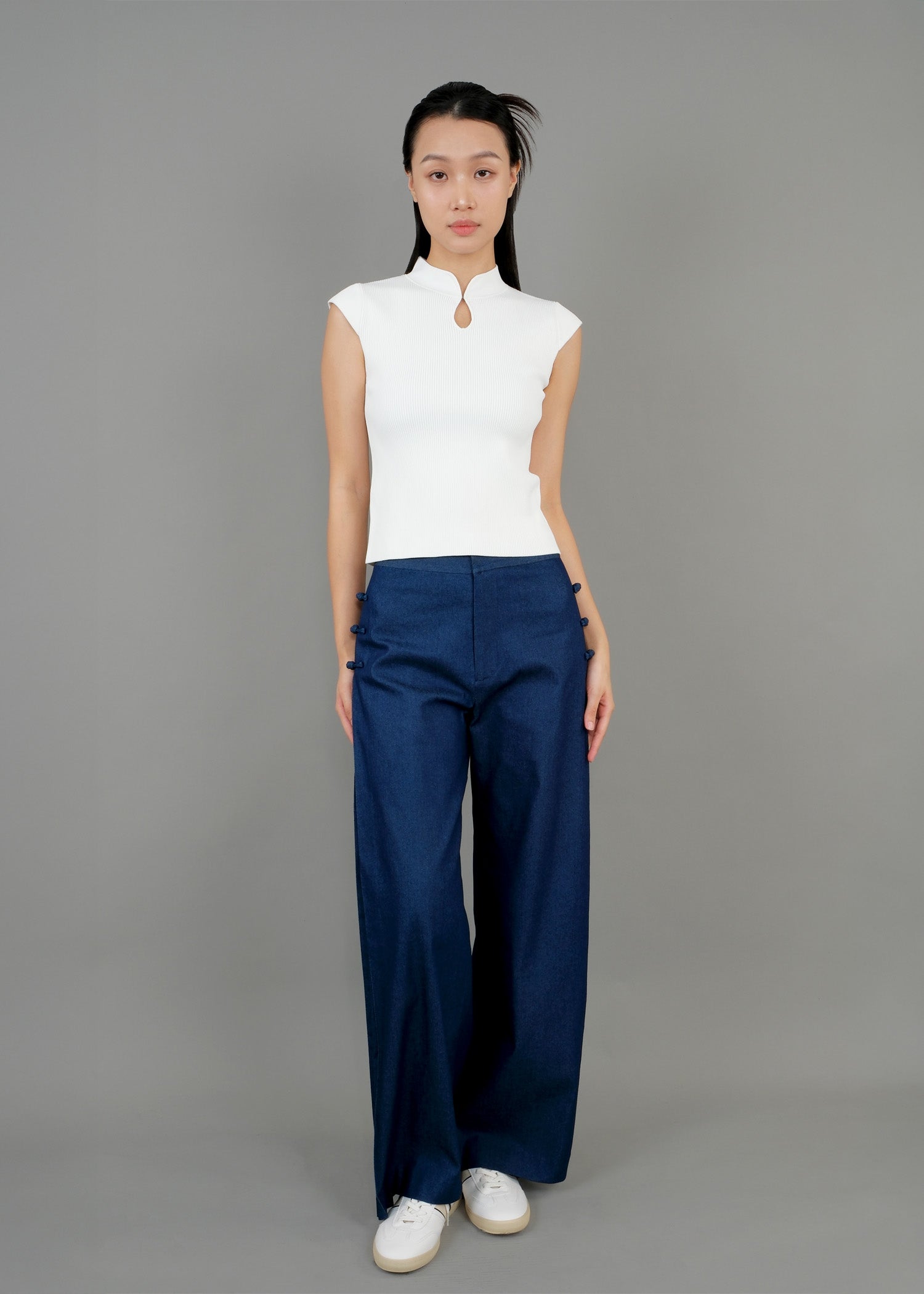 Wide Leg Pleated Denim Pants (Dark Blue)