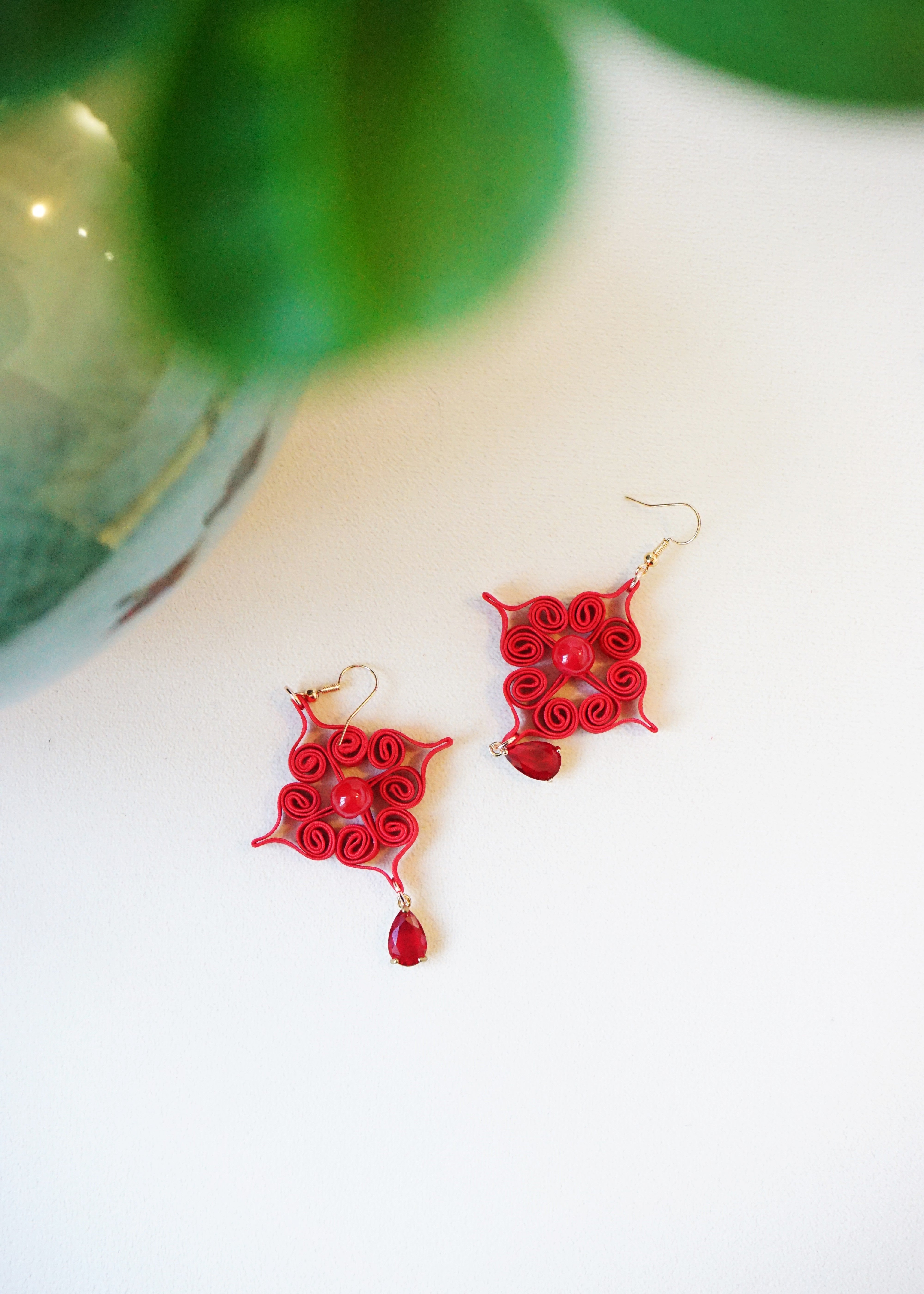 Ruyi Pankou Earrings (Red)