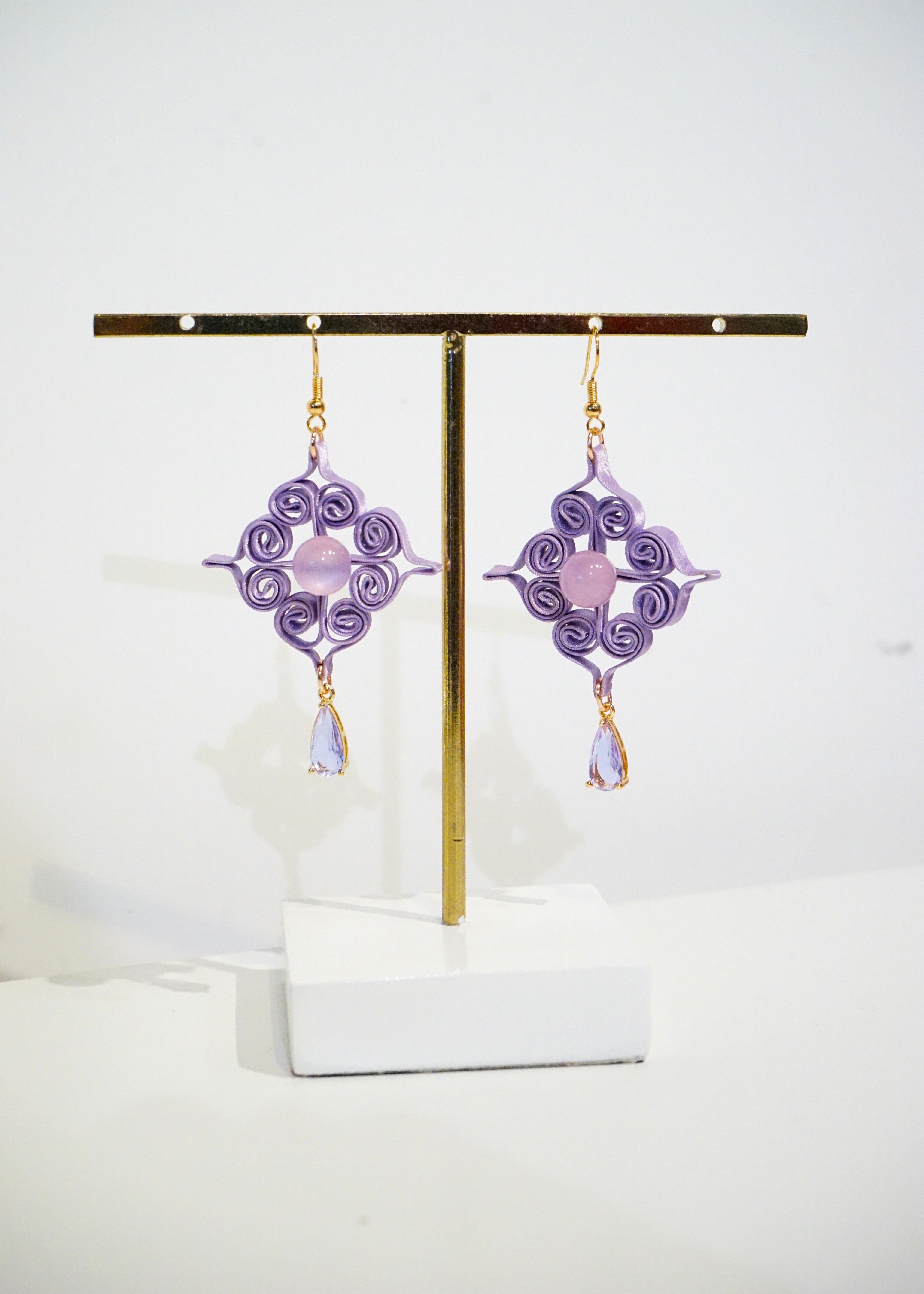Ruyi Pankou Earrings (Purple)