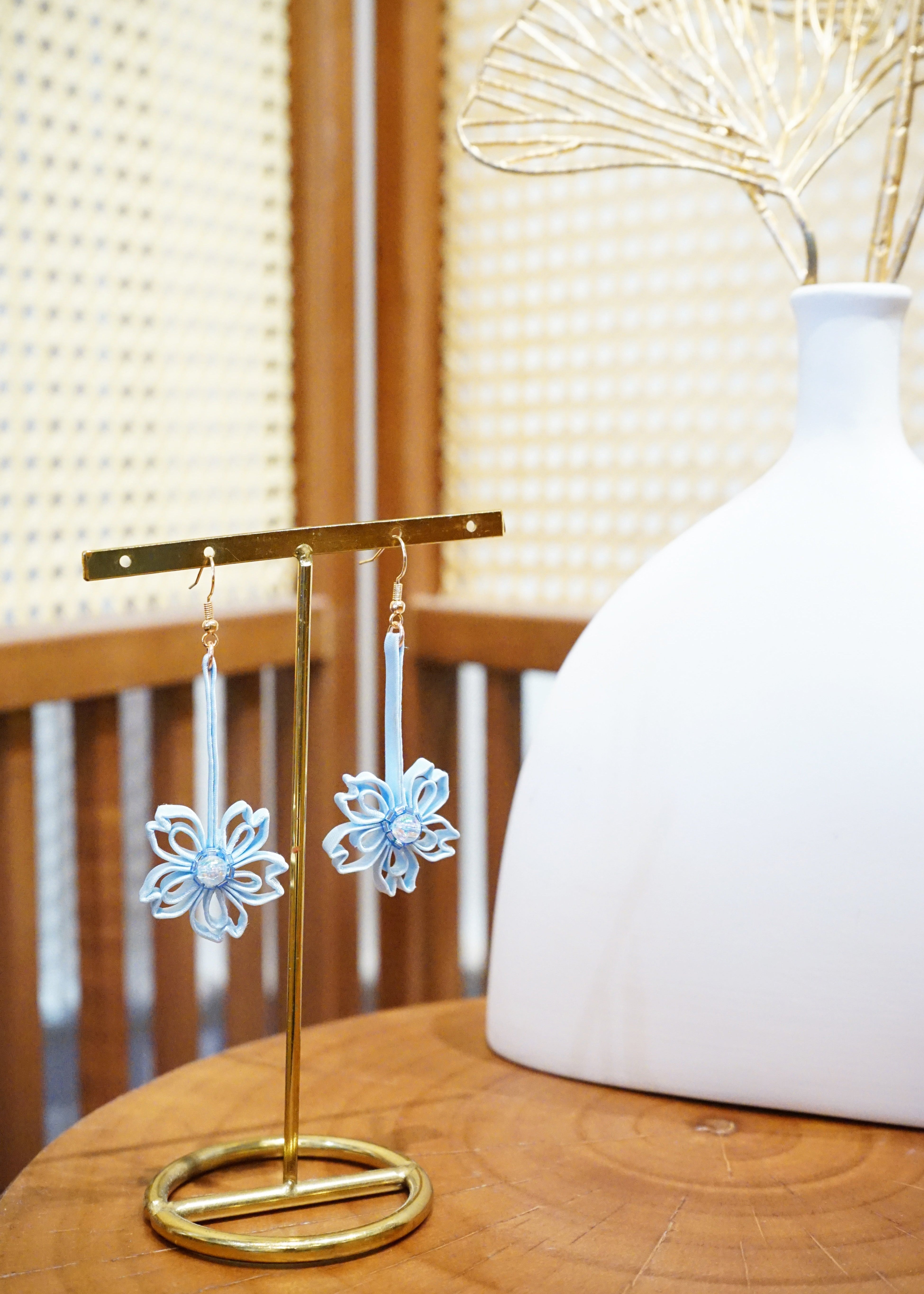 Sakura Pankou Earrings (Light Blue)