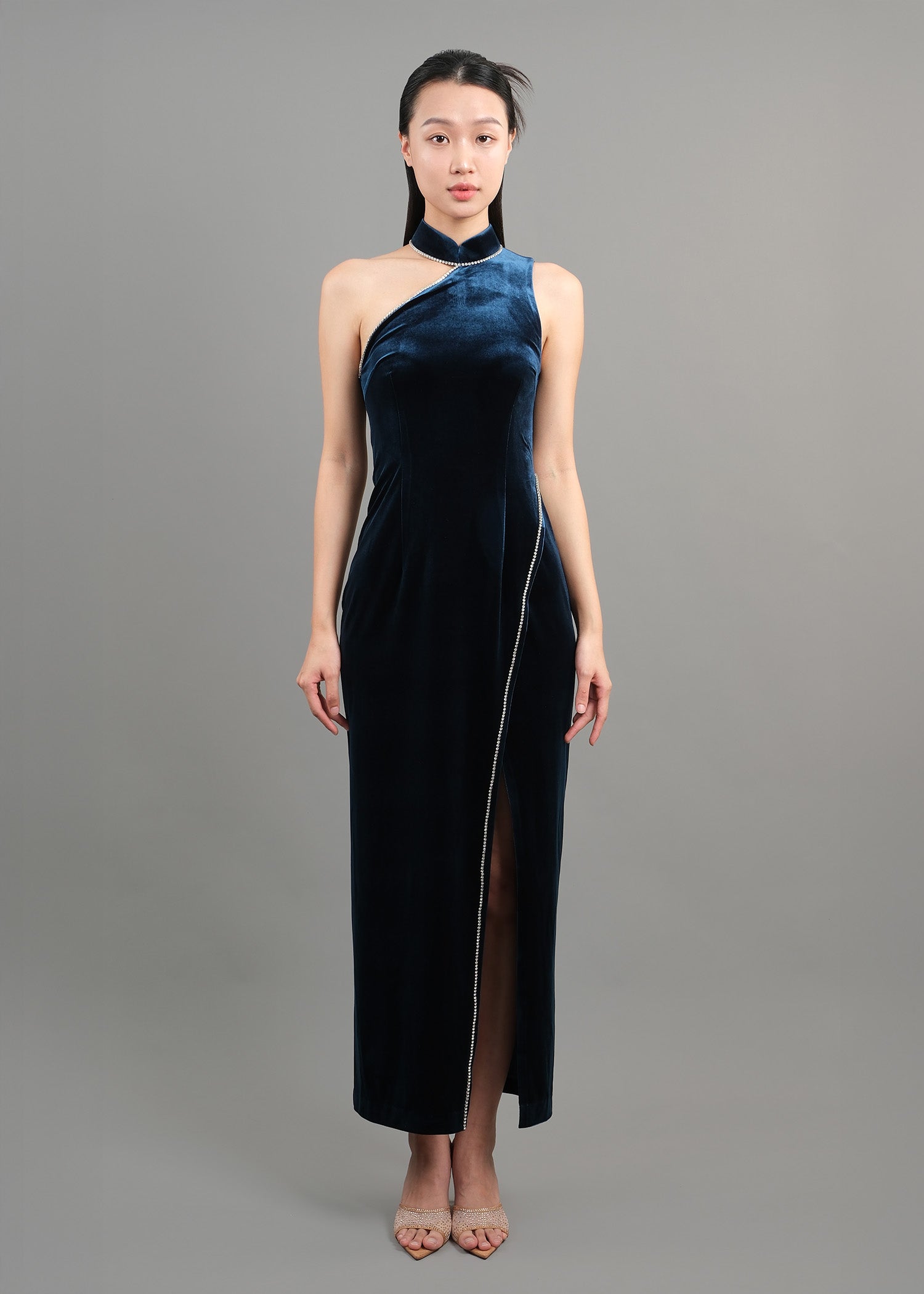 Bluebell Asymmetric Crystal Velvet Qipao (Peacock Blue)