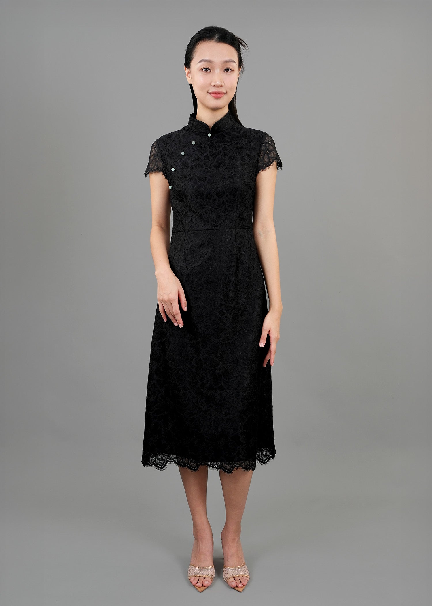 Cap Sleeve A-Line Lace Qipao w Jade Buttons