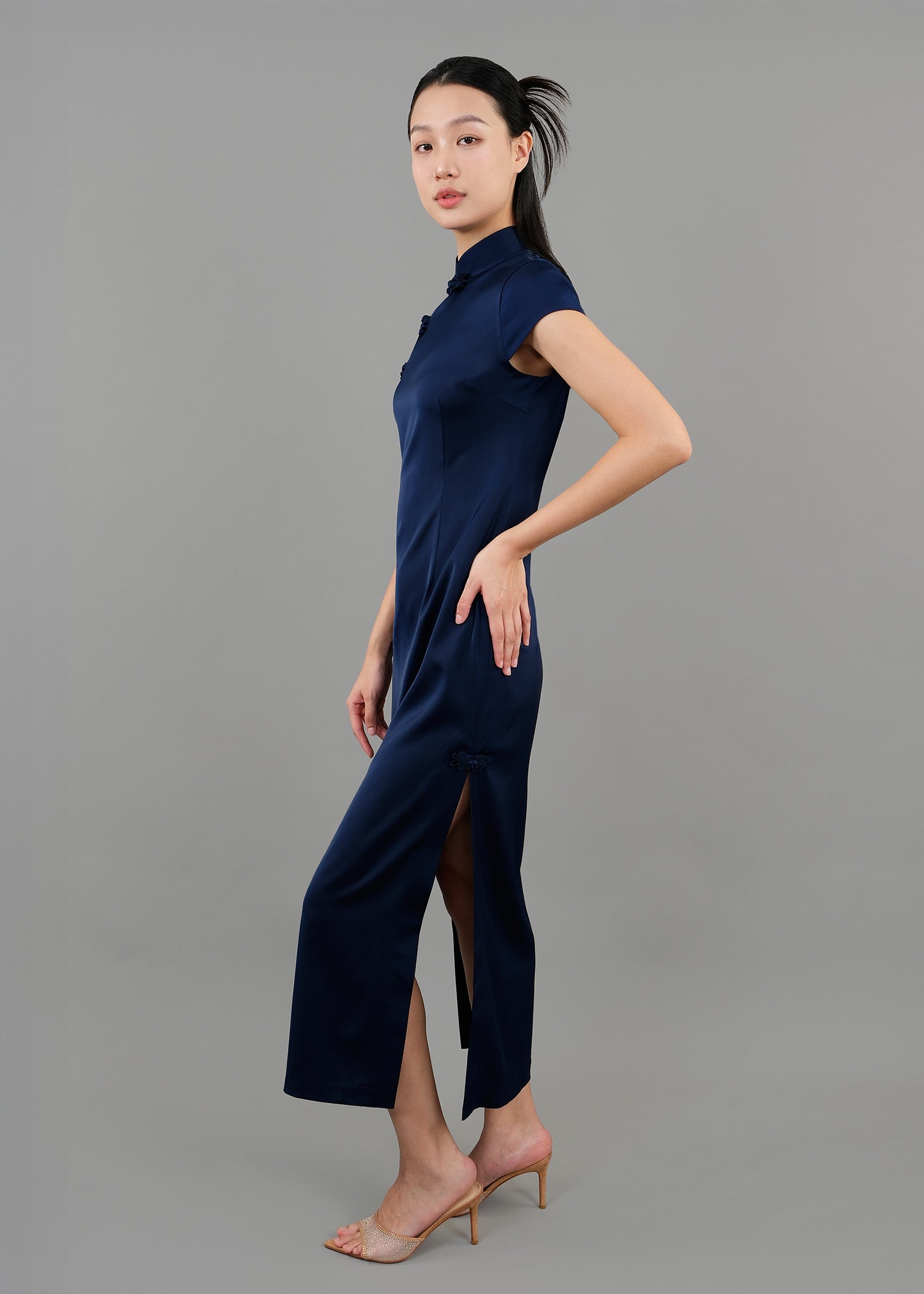 Primrose Cap Sleeve Qipao w Mesh Back (Dark Blue)