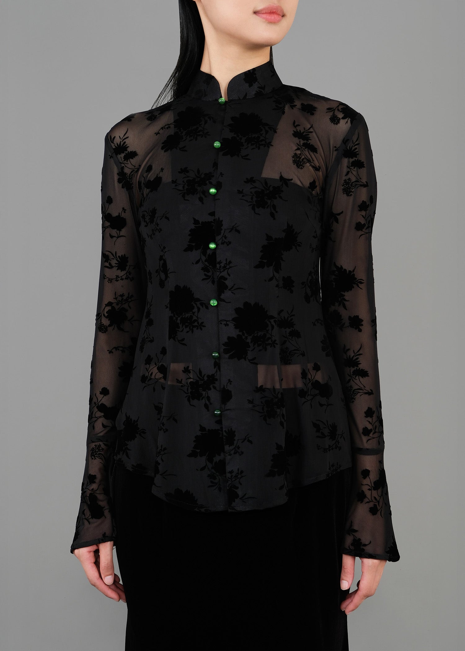 Long Sleeves Stretchy Floral Print Velvet Qipao Top (Black)