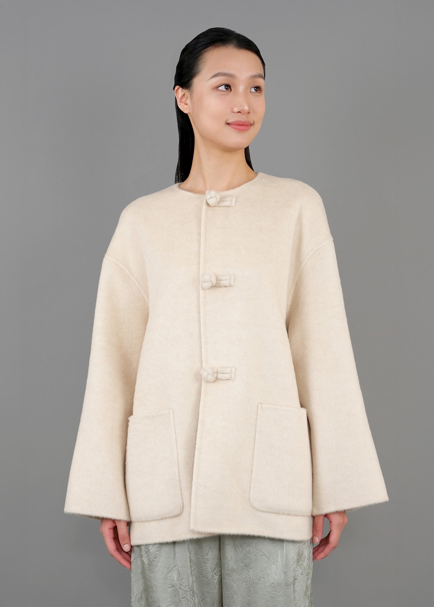 圓領唐裝外套 (淺米色)