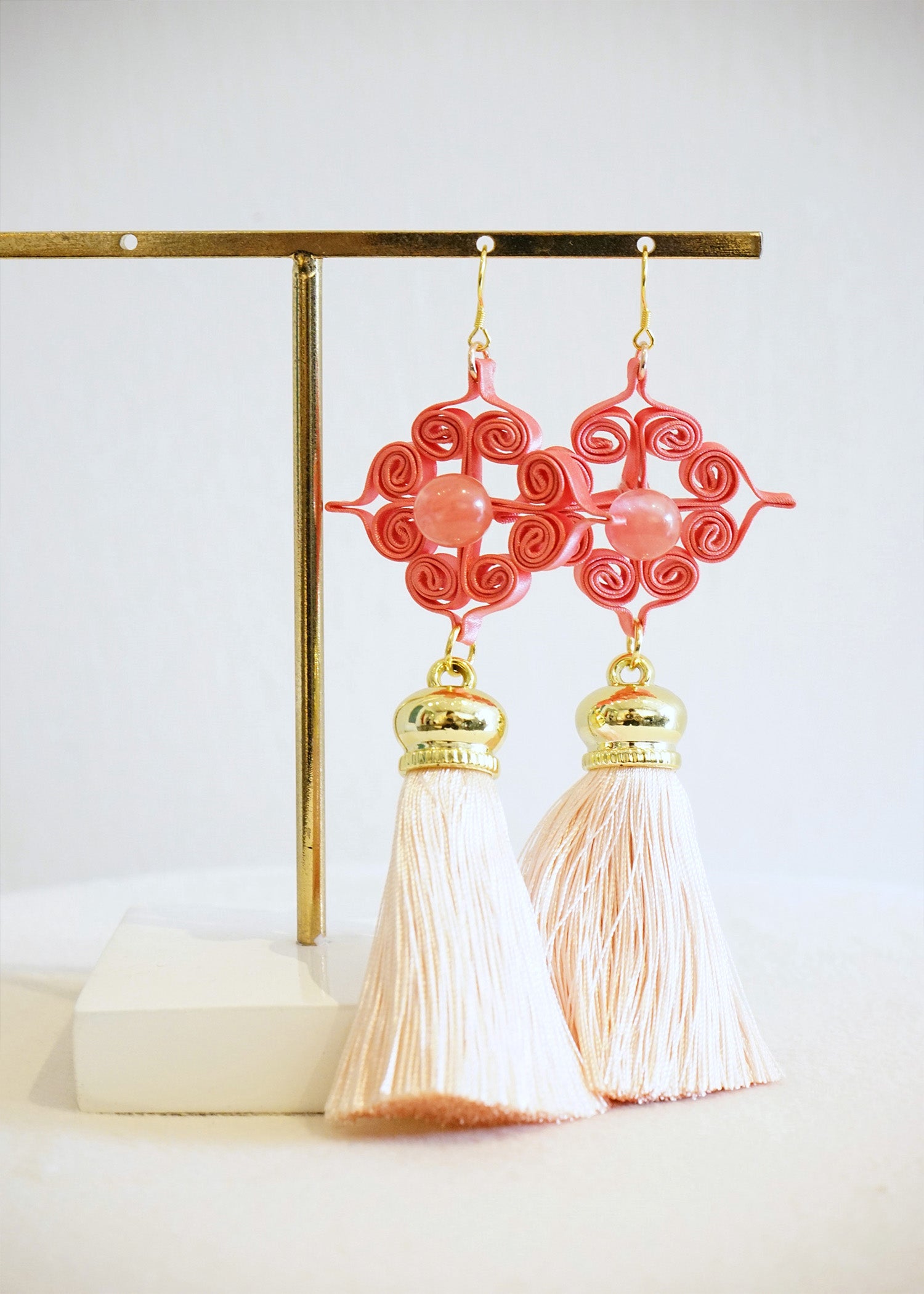 Ru Yi Pankou Tassel Earrings (Pink)