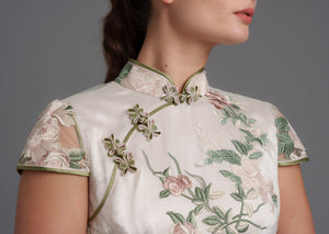 Paperwhites Cap Sleeve Lace Qipao (White/ Green)